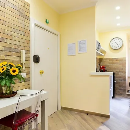 Domus Regina Colosseo Appartement *